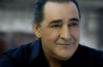 Βασίλης Καρράς: Έτοιμα προς κυκλοφορία 45 τραγούδια του αείμνηστου τραγουδιστή